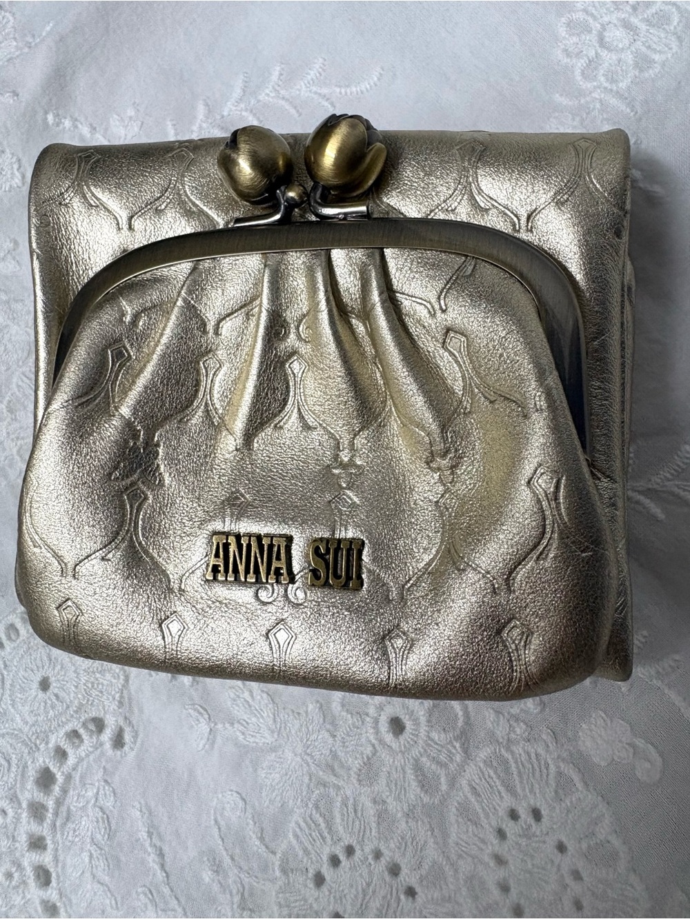 RARE Vintage Anna Sui Gold Metallic Embossed Kisslock